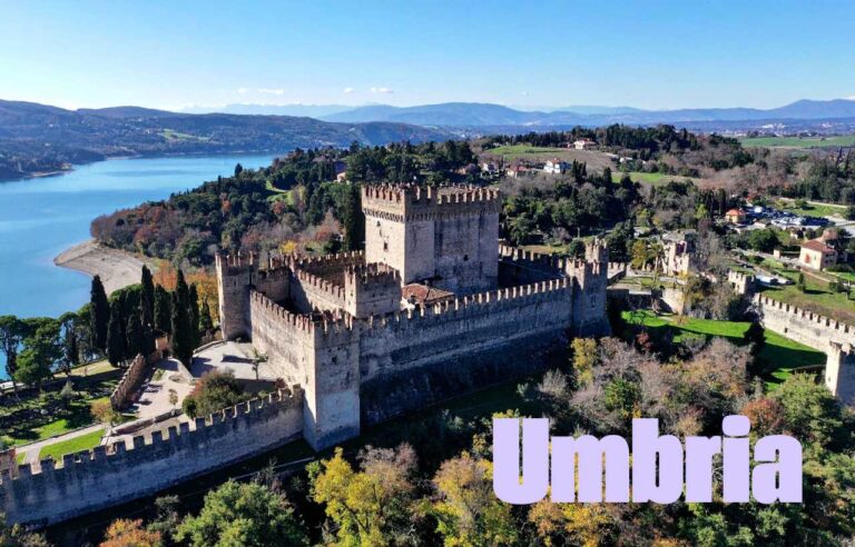 Perché questo piccolo paese umbro è diventato famoso online