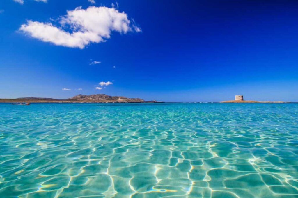 7 isole italiane quasi deserte in primavera: dove andare se odi la folla