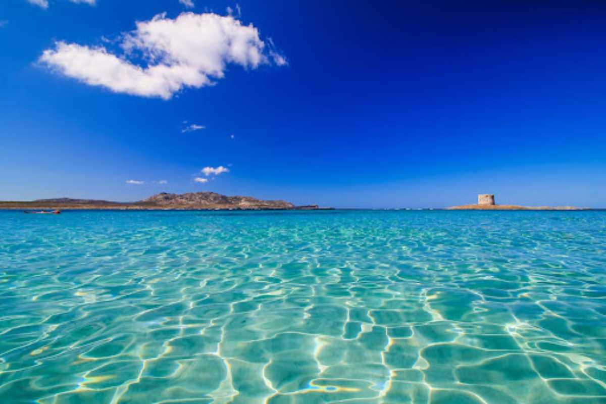 Isole italiane tranquille in primavera, perfette per una fuga dalla folla.