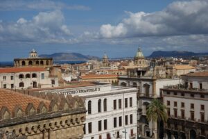 Hotel economici in quattro città italiane, con tariffe sotto i 60 euro a notte fino a fine marzo.