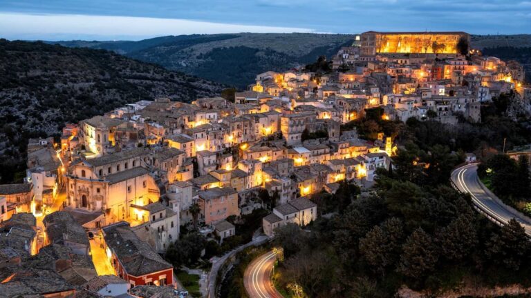 I cinque comuni italiani con tanti misteri: ecco dove andare e cosa visitare